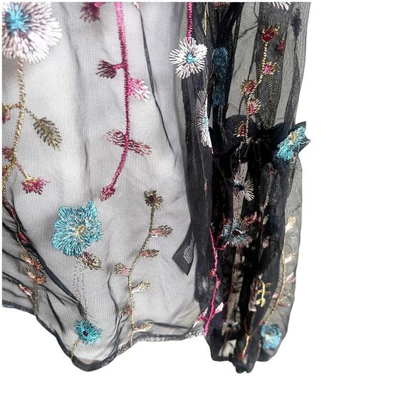 A New Day Sheer Mesh Peasant Top L Black Floral Embroidered Goth Whimsical - Picture 6 of 12